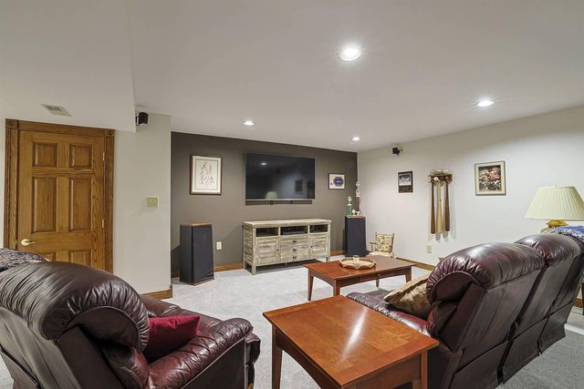 1548 Trophy Court, Florence, KY 41042