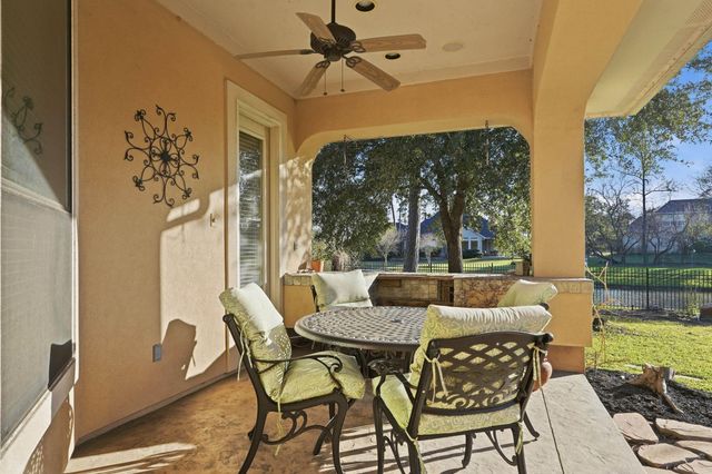 8110 Hideaway Lake Circle, Spring, TX 77389