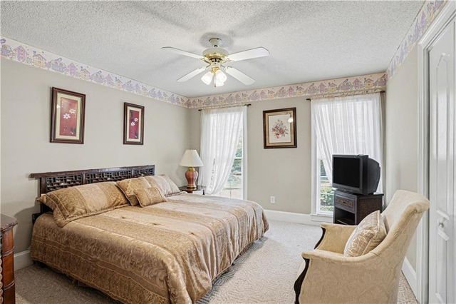 1329 Saxony Drive SE, Conyers, GA 30013