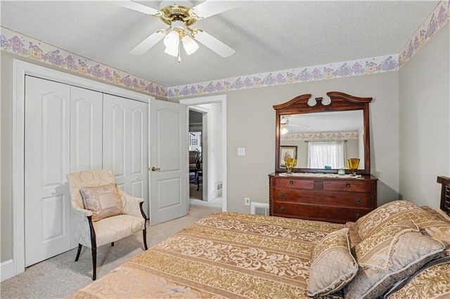 1329 Saxony Drive SE, Conyers, GA 30013