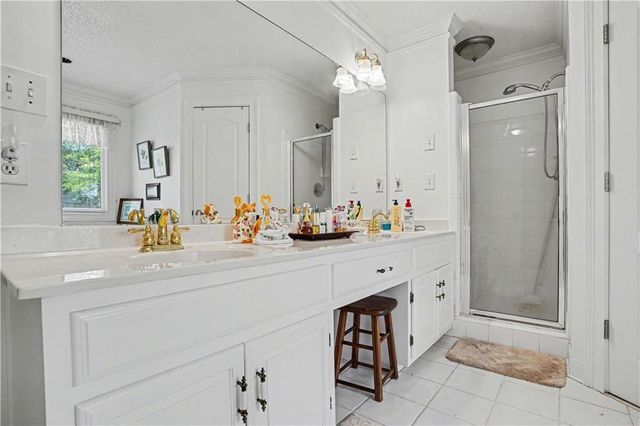 1329 Saxony Drive SE, Conyers, GA 30013