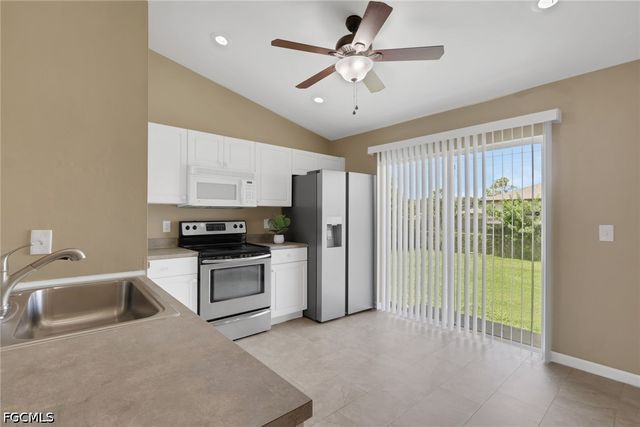 325 NE 30th TER, Cape Coral, FL 33909