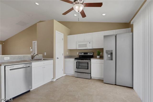 325 NE 30th TER, Cape Coral, FL 33909
