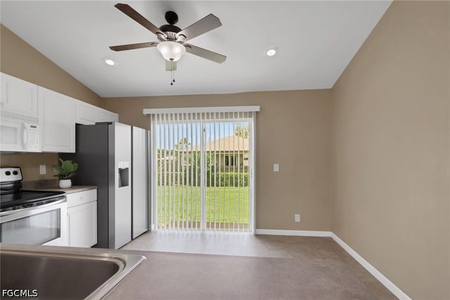 325 NE 30th TER, Cape Coral, FL 33909