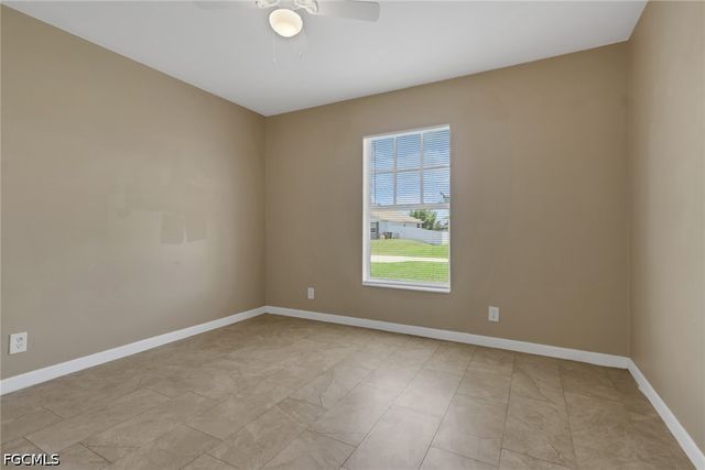 325 NE 30th TER, Cape Coral, FL 33909