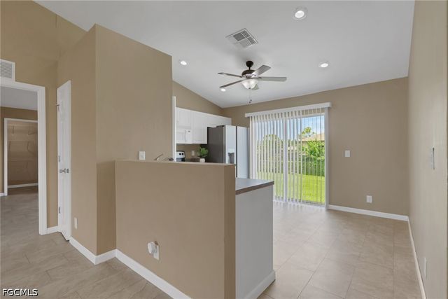325 NE 30th TER, Cape Coral, FL 33909