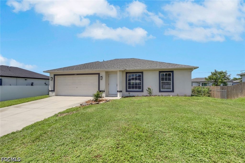 325 NE 30th TER, Cape Coral, FL 33909