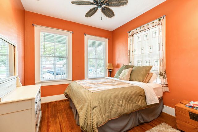 4123 Avenue Q, Galveston, TX 77550