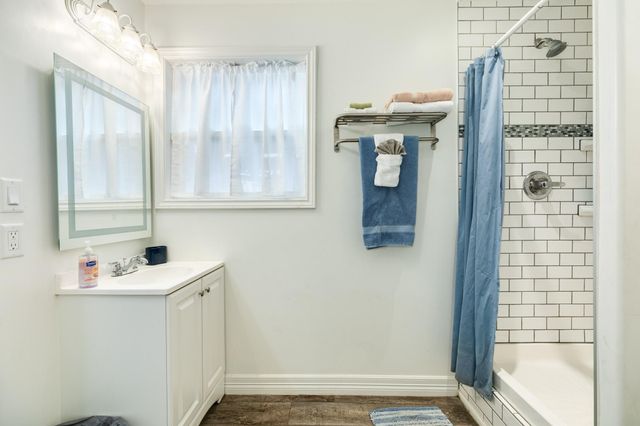 4123 Avenue Q, Galveston, TX 77550