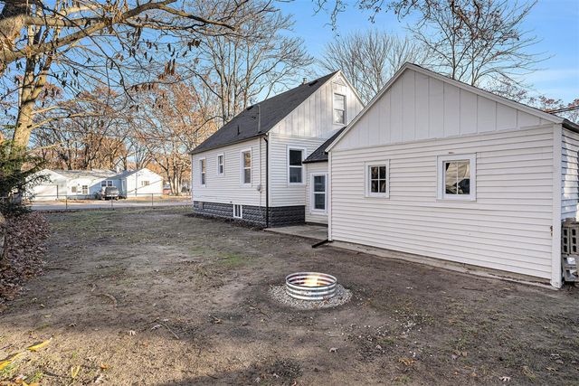 2983 Worden Street, Norton Shores, MI 49444