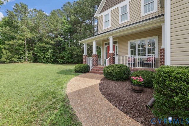 16624 Otterdale Pointe Dr, Moseley, VA 23120
