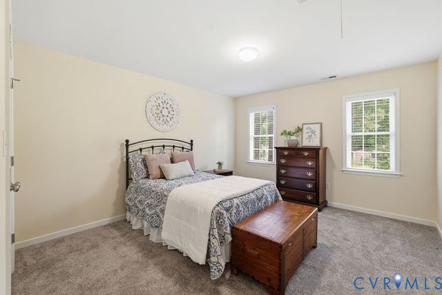 16624 Otterdale Pointe Dr, Moseley, VA 23120
