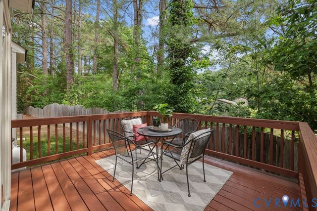16624 Otterdale Pointe Dr, Moseley, VA 23120