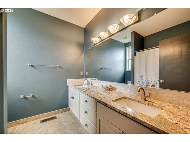 624 51ST St, Washougal, WA 98671