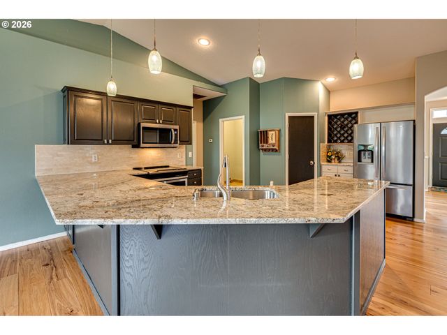 624 51ST St, Washougal, WA 98671