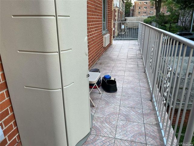 6434 Grand Central Parkway 2B, Forest Hills, NY 11375
