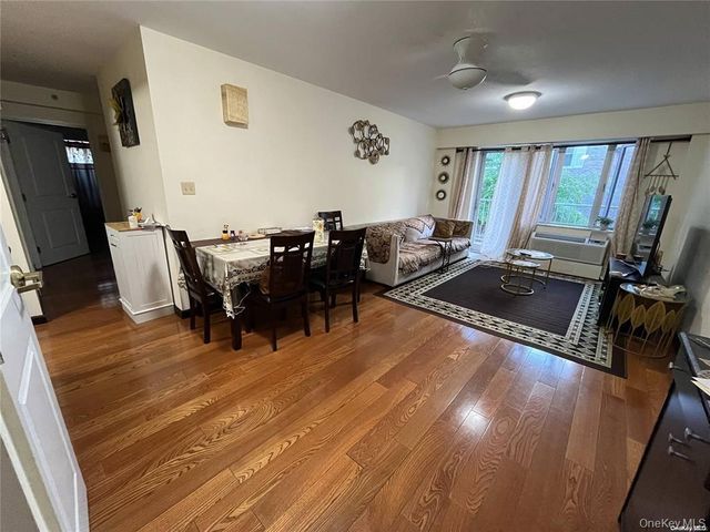 6434 Grand Central Parkway 2B, Forest Hills, NY 11375