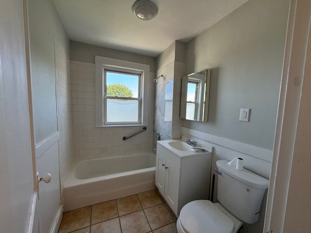 11 Glynn Terrace A, Quincy, MA 02169