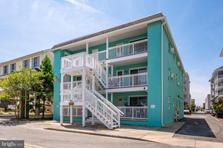 15 42ND ST #1W, Ocean City, MD 21842