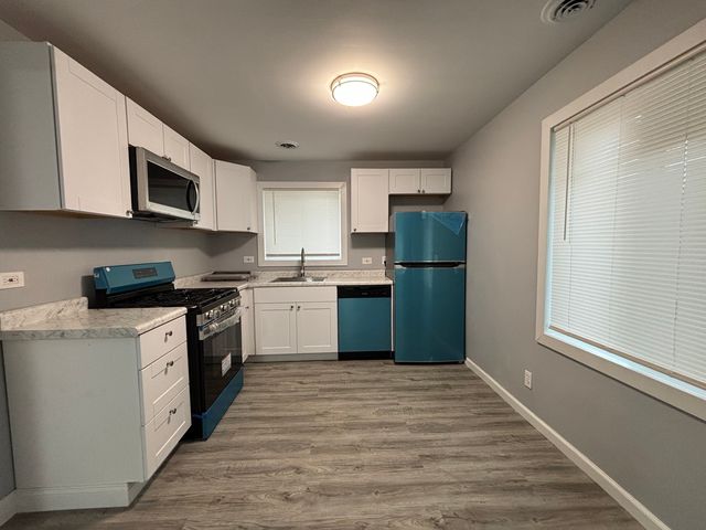 320 Minocqua Street, Park Forest, IL 60466