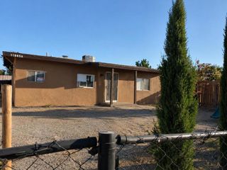 11985 Chamberlaine Way, Adelanto, CA 92301