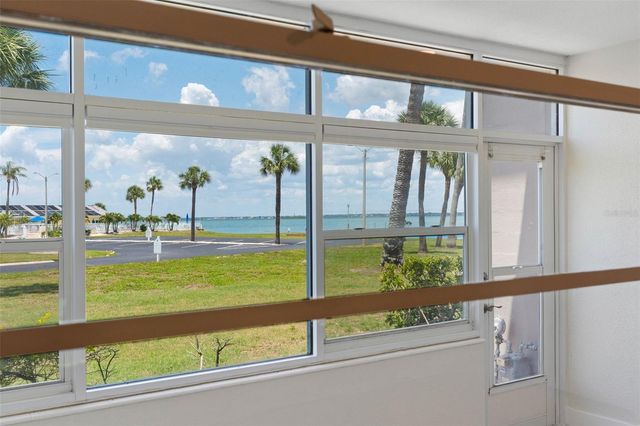 1 GATESHEAD DRIVE B108, Dunedin, FL 34698