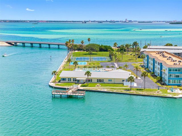 1 GATESHEAD DRIVE B108, Dunedin, FL 34698