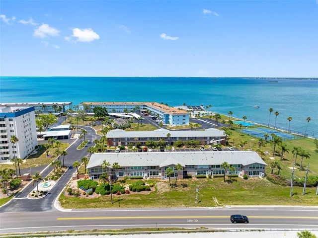 1 GATESHEAD DRIVE B108, Dunedin, FL 34698