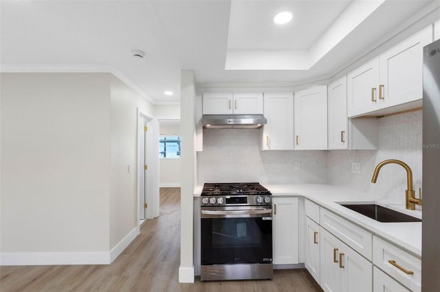 1 GATESHEAD DRIVE B108, Dunedin, FL 34698