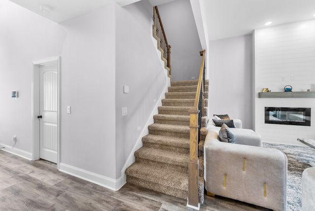296 Corn Hill Ct, Clarksville, TN 37042