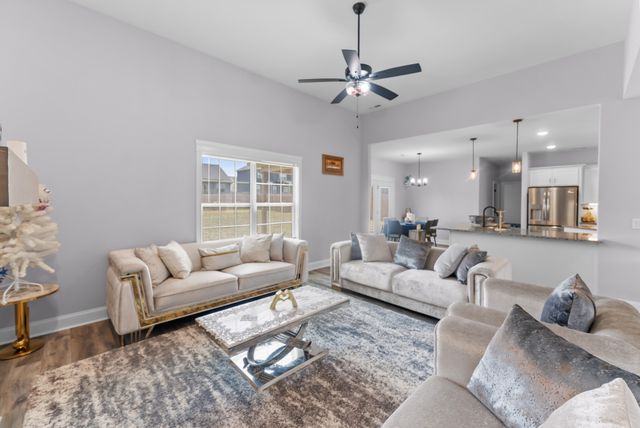 296 Corn Hill Ct, Clarksville, TN 37042