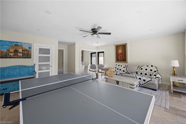 1890 Oakes BLVD # A, Naples, FL 34119