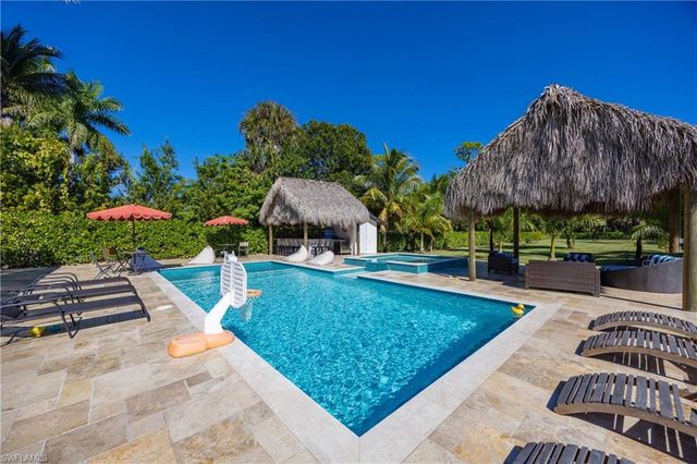 1890 Oakes BLVD # A, Naples, FL 34119