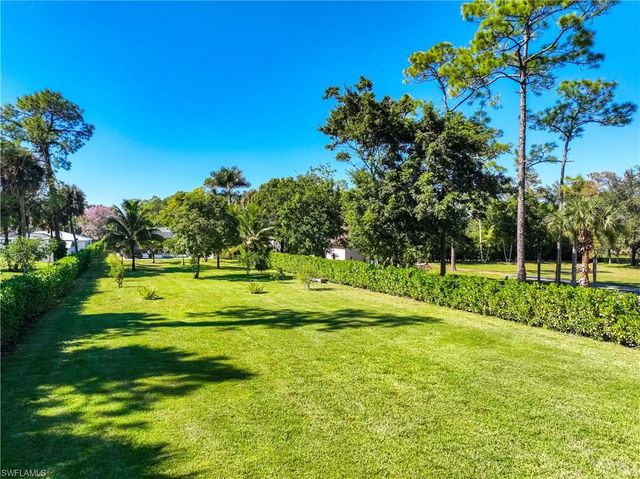 1890 Oakes BLVD # A, Naples, FL 34119