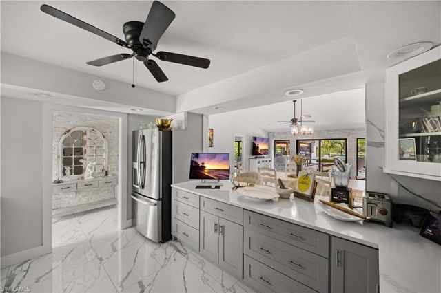 1890 Oakes BLVD # A, Naples, FL 34119