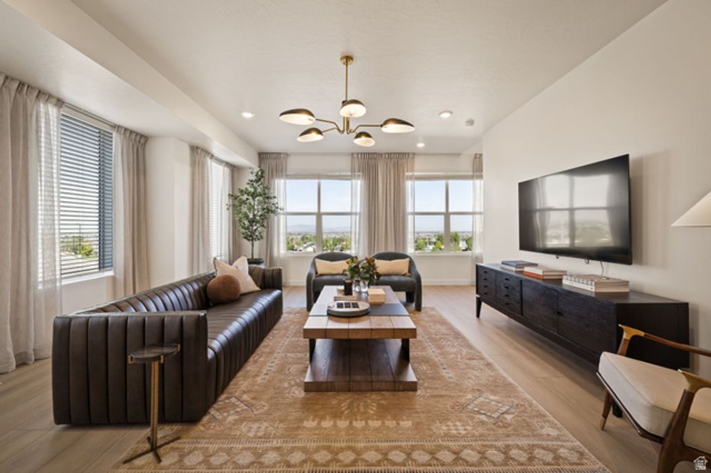 4046 S SANDRIDGE DR #UNIT 4, Roy, UT 84067 — exterior