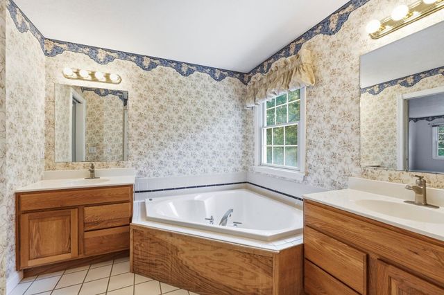 55209 Birchfield Court, Osceola, IN 46561