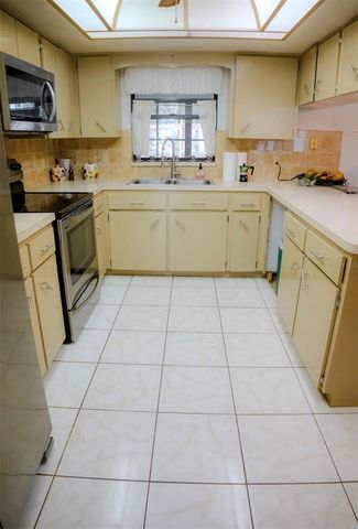 4150 S APOPKA AVENUE, Inverness, FL 34452