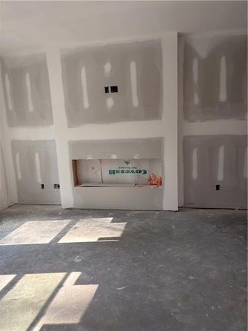 675 Sunstone Lane, Lawrenceville, GA 30043