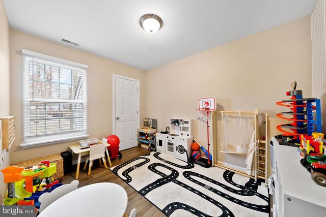 19 N CENTRAL AVE, Sicklerville, NJ 08081