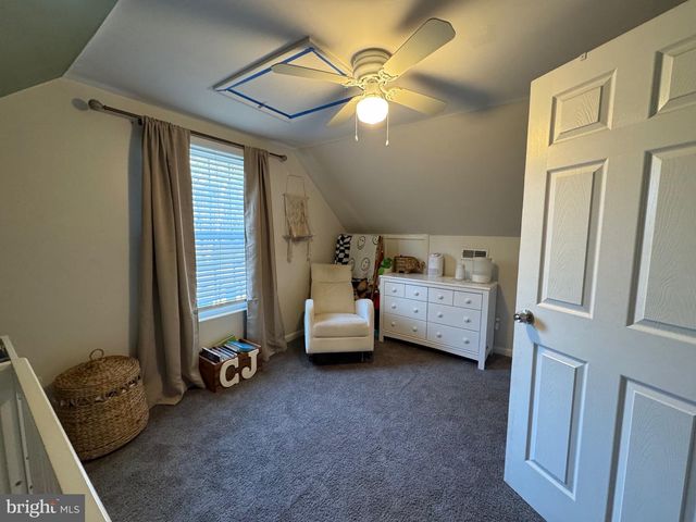 19 N CENTRAL AVE, Sicklerville, NJ 08081