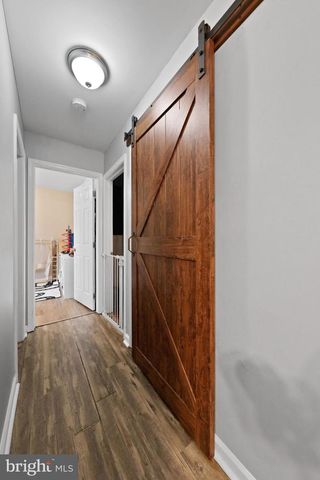 19 N CENTRAL AVE, Sicklerville, NJ 08081