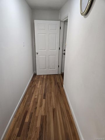 43 McAlester Avenue, Hicksville, NY 11801