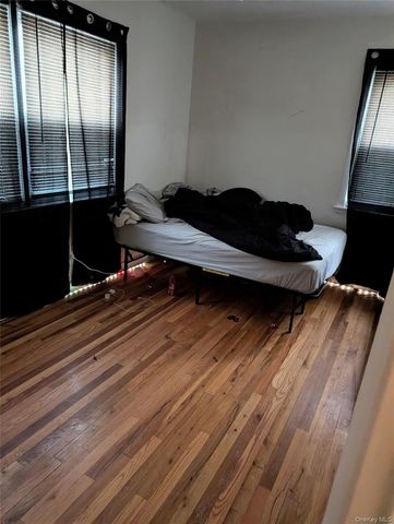 43 McAlester Avenue, Hicksville, NY 11801