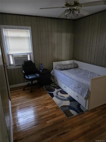 43 McAlester Avenue, Hicksville, NY 11801