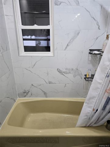 43 McAlester Avenue, Hicksville, NY 11801