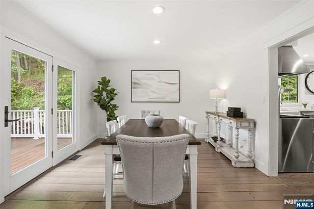 219 W Saddle River Road, Saddle River, NJ 07458