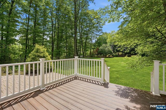 219 W Saddle River Road, Saddle River, NJ 07458