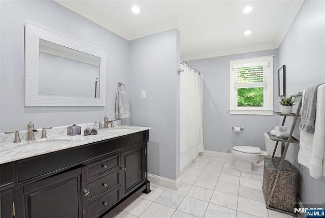 219 W Saddle River Road, Saddle River, NJ 07458
