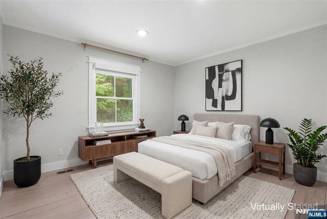 219 W Saddle River Road, Saddle River, NJ 07458